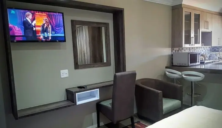 Tek Büyük Yataklı Oda