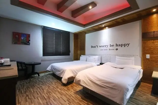 Oda (VIP (Check-in from 11am))