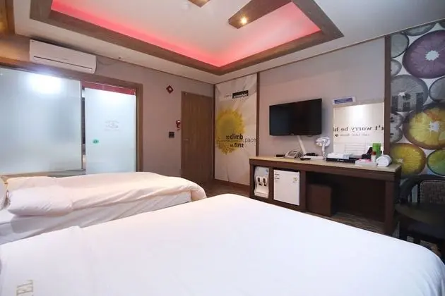 Oda (VIP (Check-in from 11am))