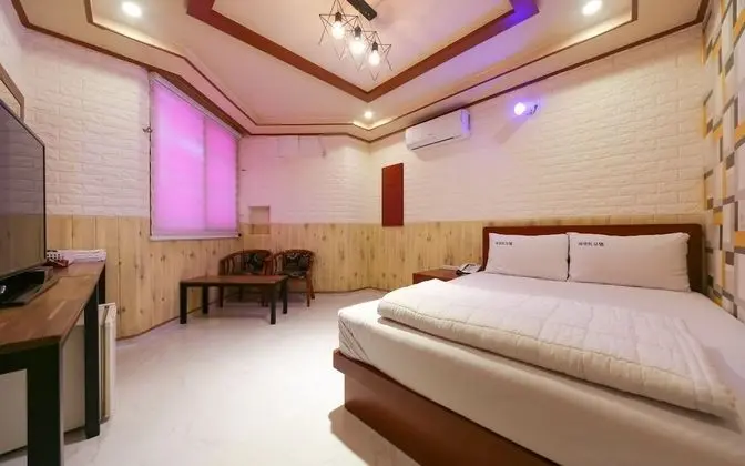 Oda (General room (Netflix available) (Bat)