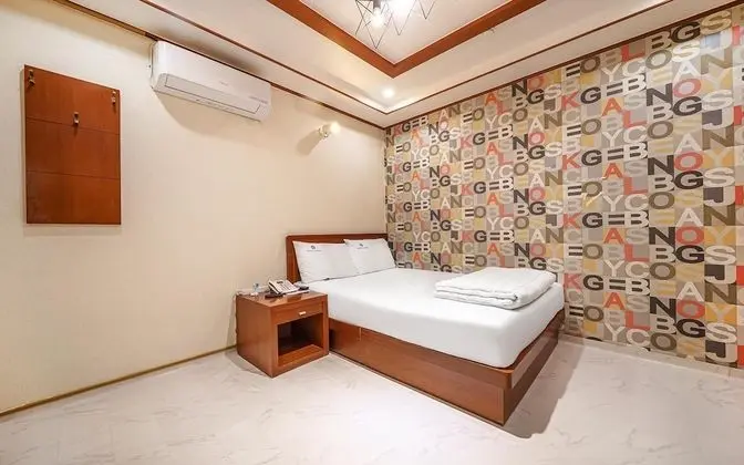 Oda (General room (Netflix available) (Bat)