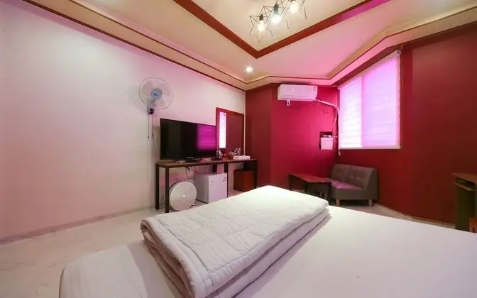 Oda (Special rooms (Netflix available) (ai)