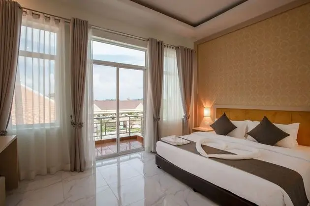 Deluxe Tek Büyük Yataklı Oda