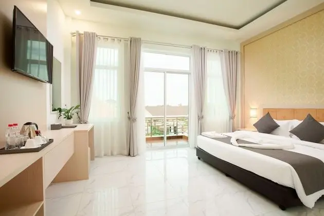 Deluxe Tek Büyük Yataklı Oda
