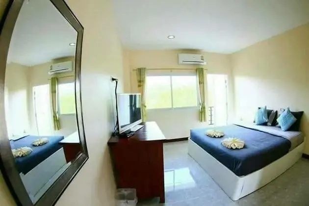 Deluxe Tek Büyük Yataklı Oda