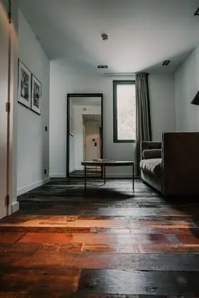 Junior Tek Büyük Yataklı Oda