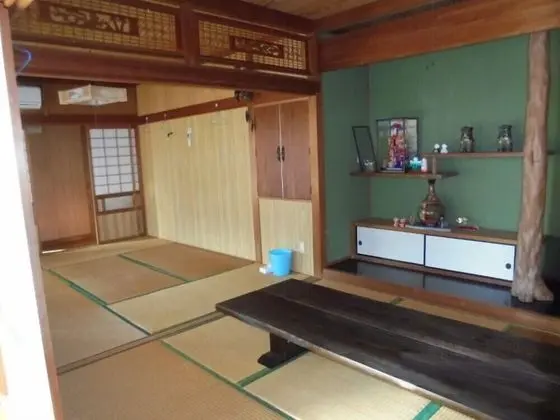 Ev (Private Vacation)