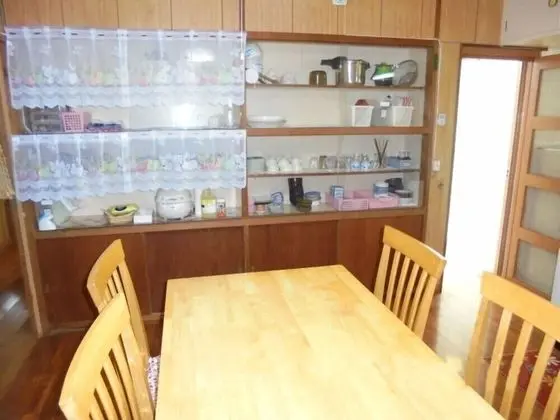 Ev (Private Vacation)