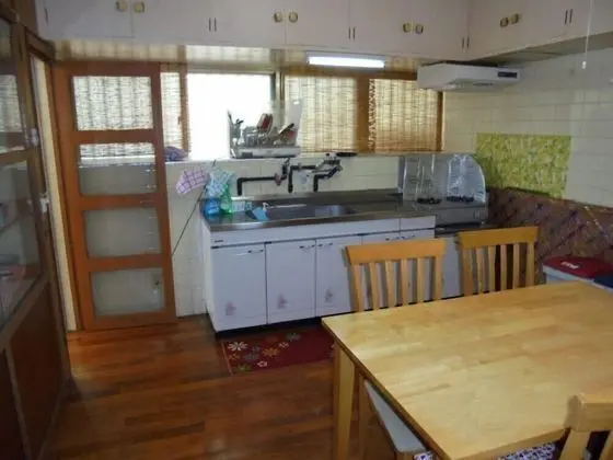 Ev (Private Vacation)