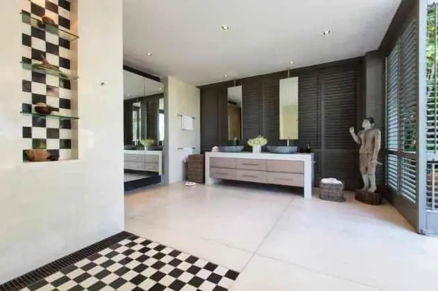 Luxury Villa