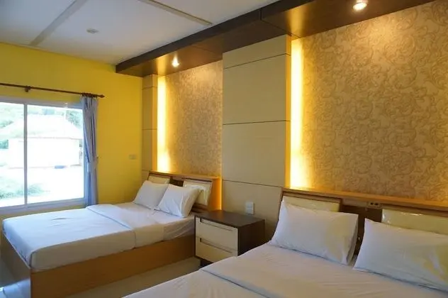 Standard Room for 6 People