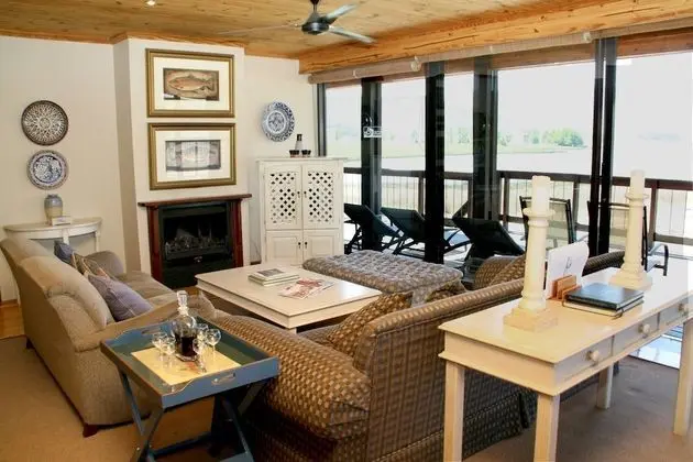 Rainbow Chalet