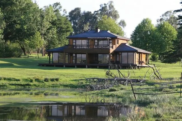 Sunset Lodge