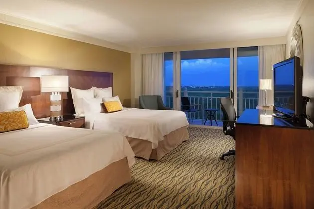 Oda, 2 Büyük (Queen) Boy Yatak, Balkon, Resort Manzaralı (Guest room, Captiva Tower)