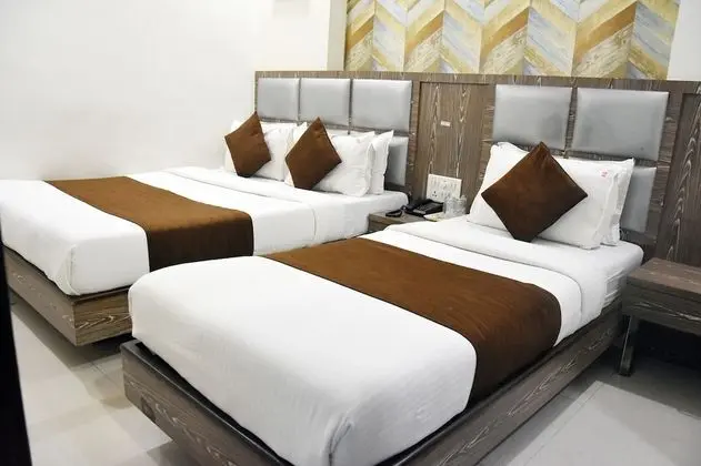 Deluxe Üç Kişilik Oda