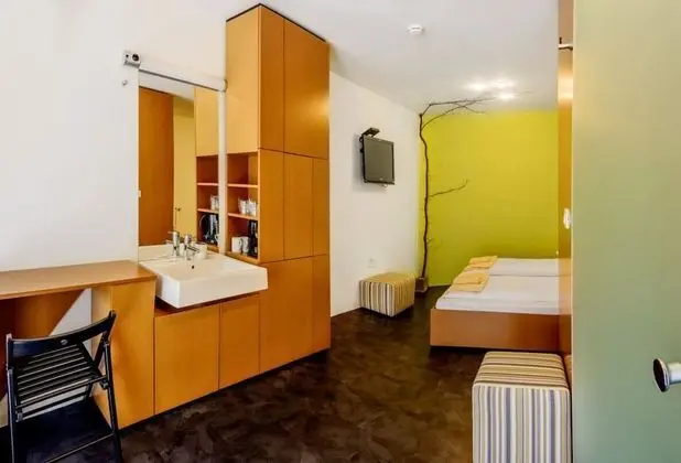 Standard Tek Büyük veya İki Ayrı Yataklı Oda