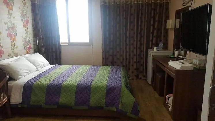 Tek Büyük Yataklı Oda (Pay Extra Person Charge upon Check in)