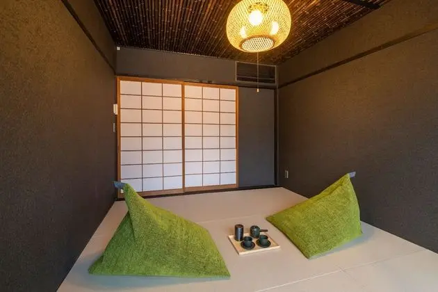 Sıra Ev (Sanjusangendo Yoinotake)