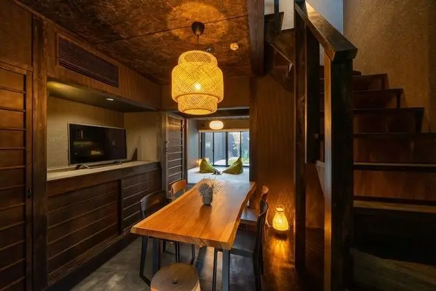 Sıra Ev (Sanjusangendo Yoinotake)