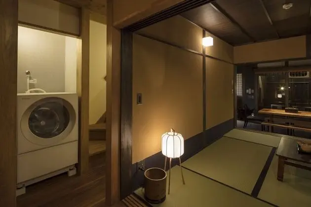 Sıra Ev (Yoitsubaki)