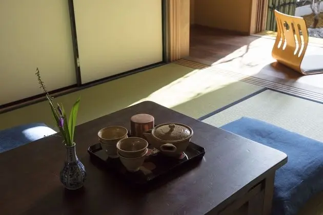 Sıra Ev (Yoitsubaki)