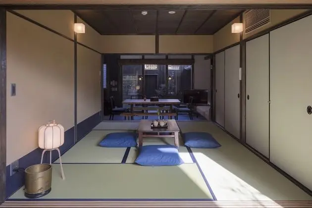 Sıra Ev (Yoitsubaki)