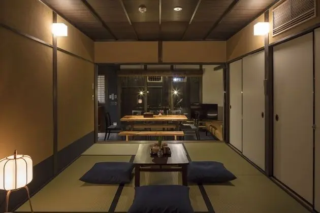 Sıra Ev (Yoitsubaki)