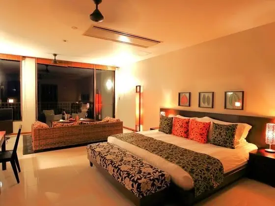 Junior Tek Büyük Yataklı Oda