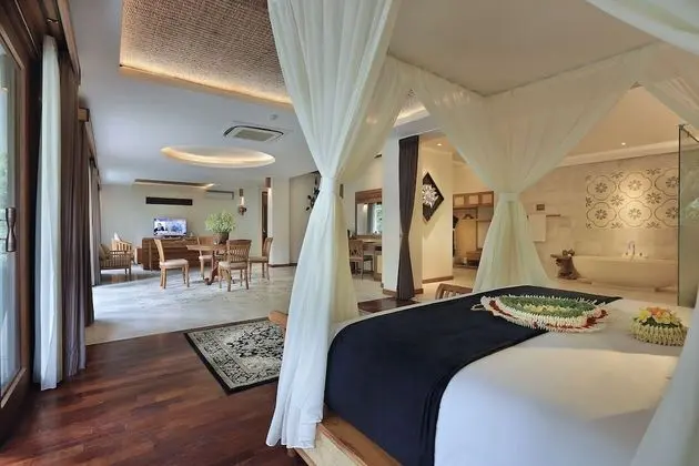 Royal Süit (with Jacuzzi)