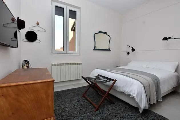 Standard Tek Büyük Yataklı Oda, Bahçe Manzaralı (1)