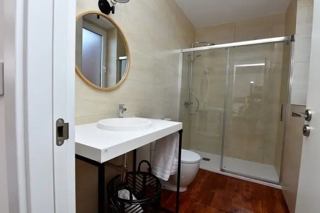 Tek Büyük Yataklı Oda, Balkon, Bahçe Manzaralı (2)