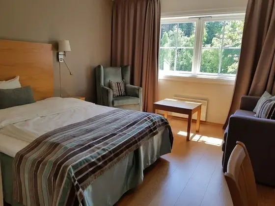 Standard Tek Büyük Yataklı Oda