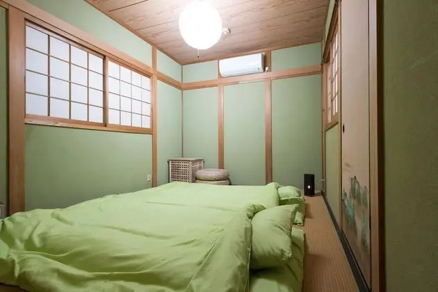 Ev, Sigara İçilmez (Private Vacation Home)