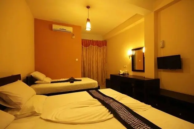 Luxury Tek Büyük Yataklı Oda