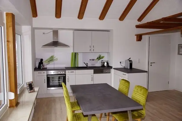 Apart Daire, 2 Yatak Odası, Balkon