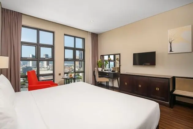 Deluxe Tek Büyük Yataklı Oda (with SAVA tea time daily)