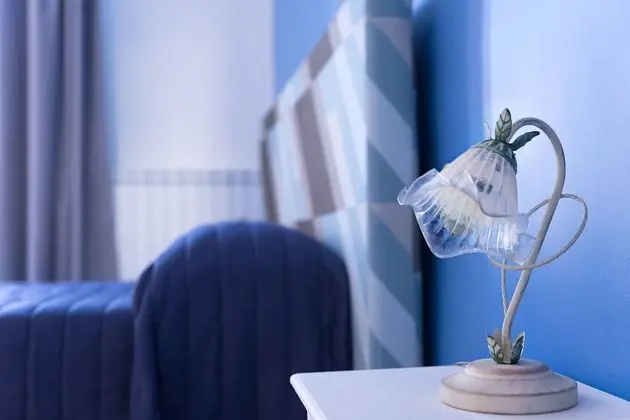 Classic Büyük Yataklı Tek Kişilik Oda