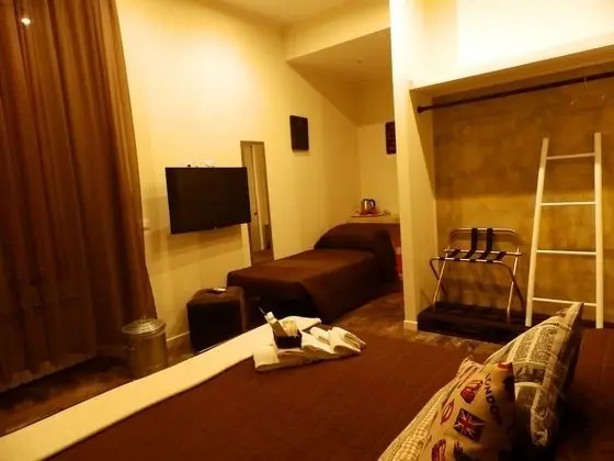 Classic Üç Kişilik Oda