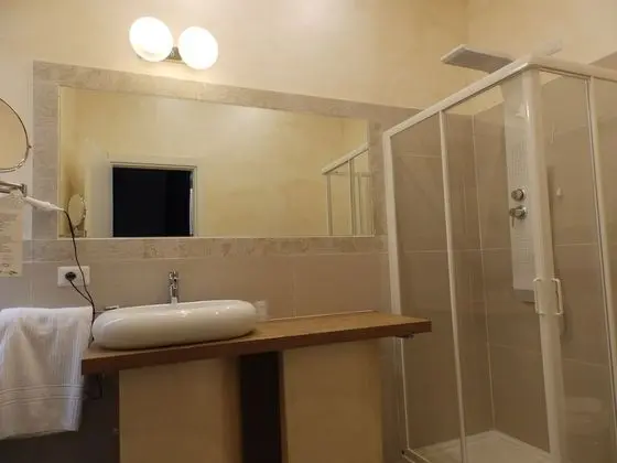 Classic Üç Kişilik Oda