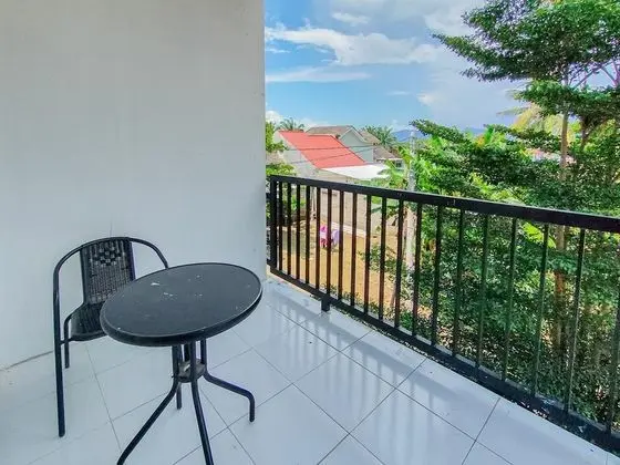 Deluxe Tek Büyük Yataklı Oda (RedDoorz)