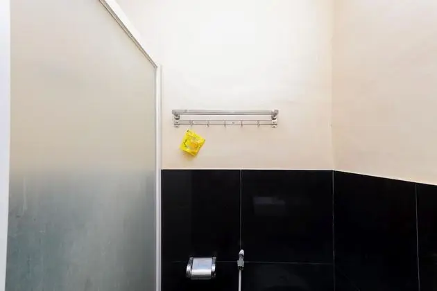 Deluxe Tek Büyük Yataklı Oda (RedDoorz)