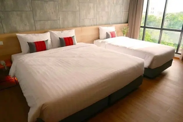 Deluxe Üç Kişilik Oda, Birden Çok Yatak, Sigara İçilmez, Şehir Manzaralı
