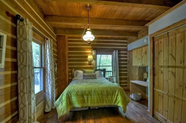Kulübe (Sans Souci- Cozy Pet Friendly Retreat)