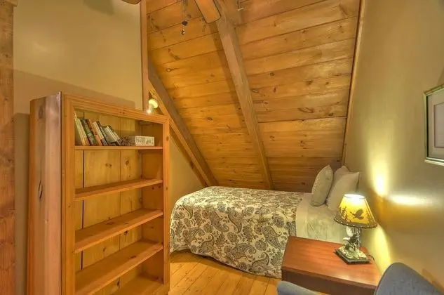 Kulübe (Sans Souci- Cozy Pet Friendly Retreat)