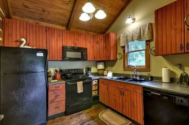 Kulübe (Sans Souci- Cozy Pet Friendly Retreat)