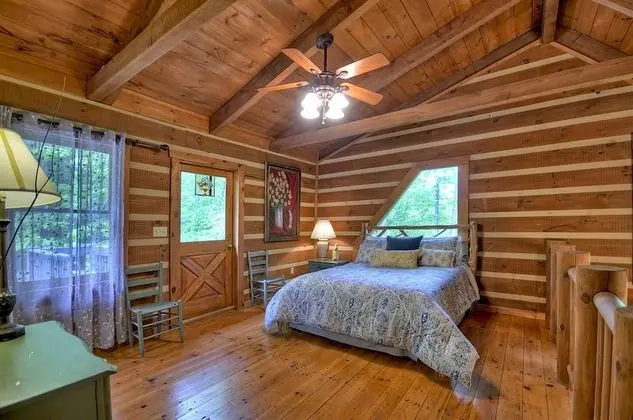 Kulübe (Sans Souci- Cozy Pet Friendly Retreat)