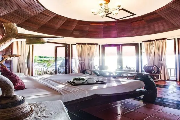 Beachfront Room