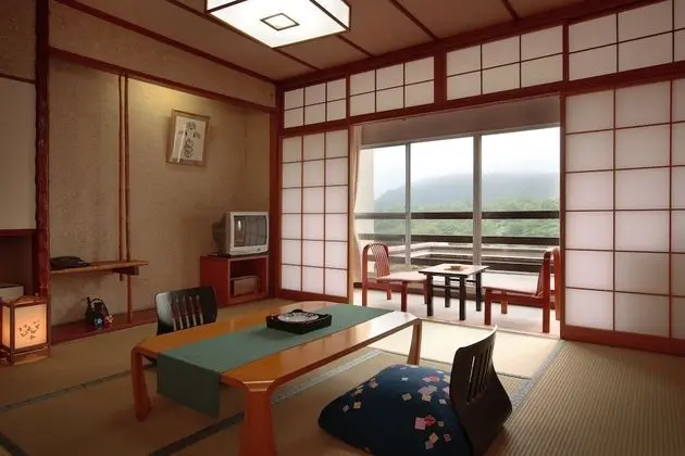 Economy Oda (Japanese style)