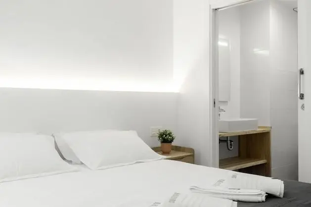 Deluxe Tek Büyük Yataklı Oda, Balkon (Harria)