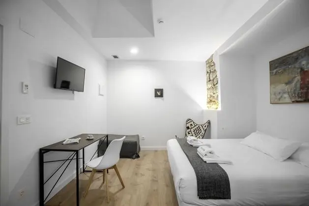 Deluxe Tek Büyük Yataklı Oda, Balkon (Harria)